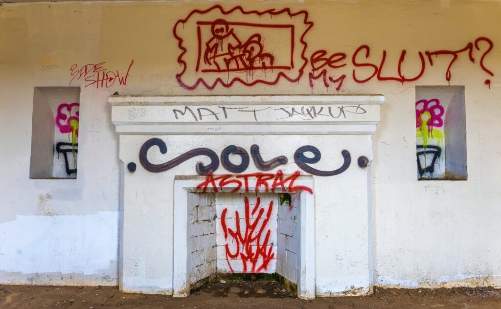 Contoh Karangan Usaha Menangani Gejala Vandalisme dalam Kalangan Pelajar Atau Remaja 2